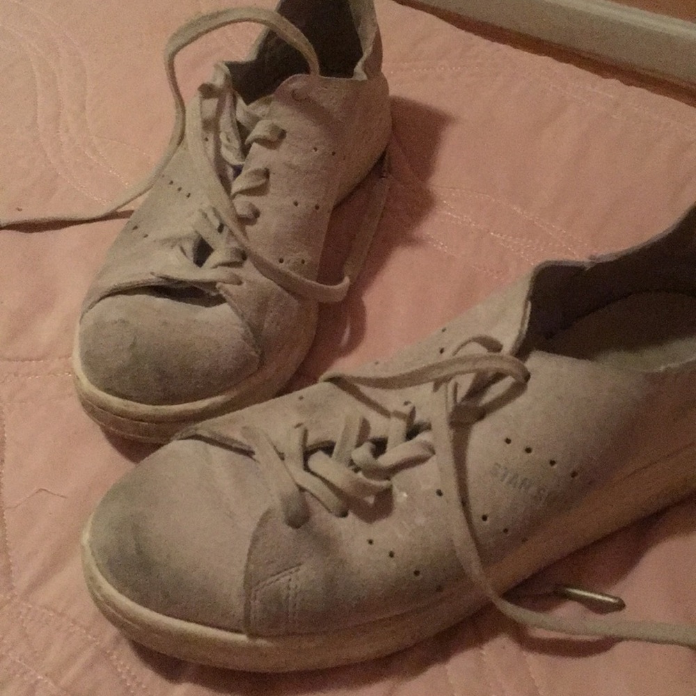 Adidas rare Stan Smith’s.